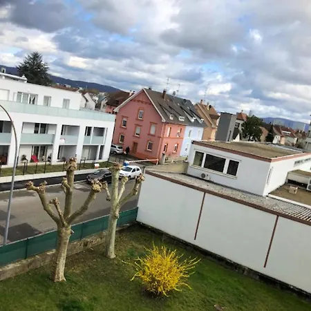 Appartement Appartement de 2 chambres avec terrasse amenagee et wifi a Saint Louis a 2 km de la plage