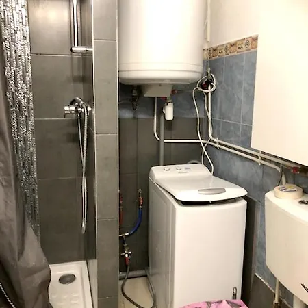 Appartement Appartement de 2 chambres avec terrasse amenagee et wifi a Saint Louis a 2 km de la plage *