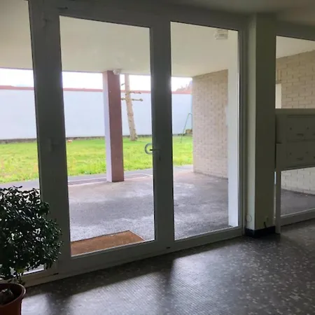 Appartement Appartement de 2 chambres avec terrasse amenagee et wifi a Saint Louis a 2 km de la plage